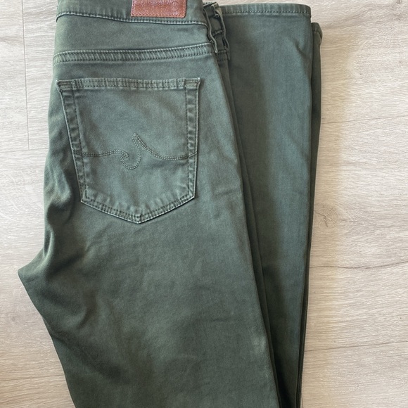 Women's AG Dark Olive Green mid-rise cigarette jeans/skinnies. Soft fabric. - Picture 4 of 8